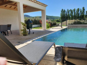 Onze Villa in Provence, Mont Ventoux, New Luxury Villa, Private Pool, Stunning views, Outdoor Kitchen, Big Green Egg Malaucene